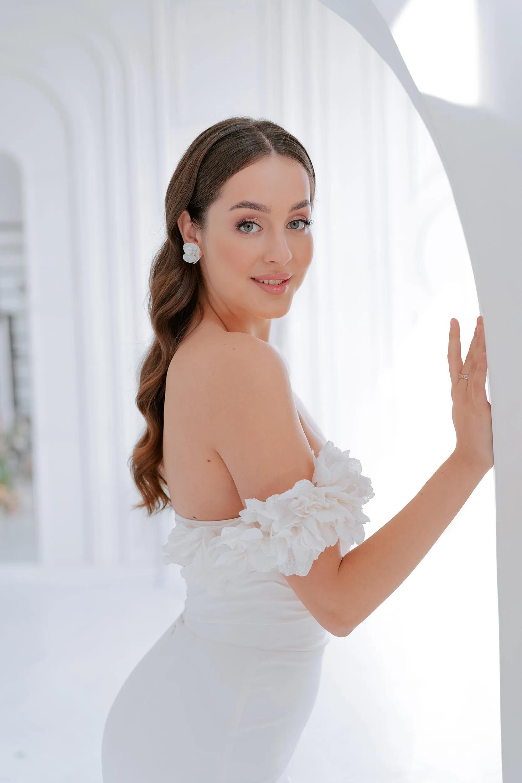 Audrey 3D Flower Sleeves Sample Sale