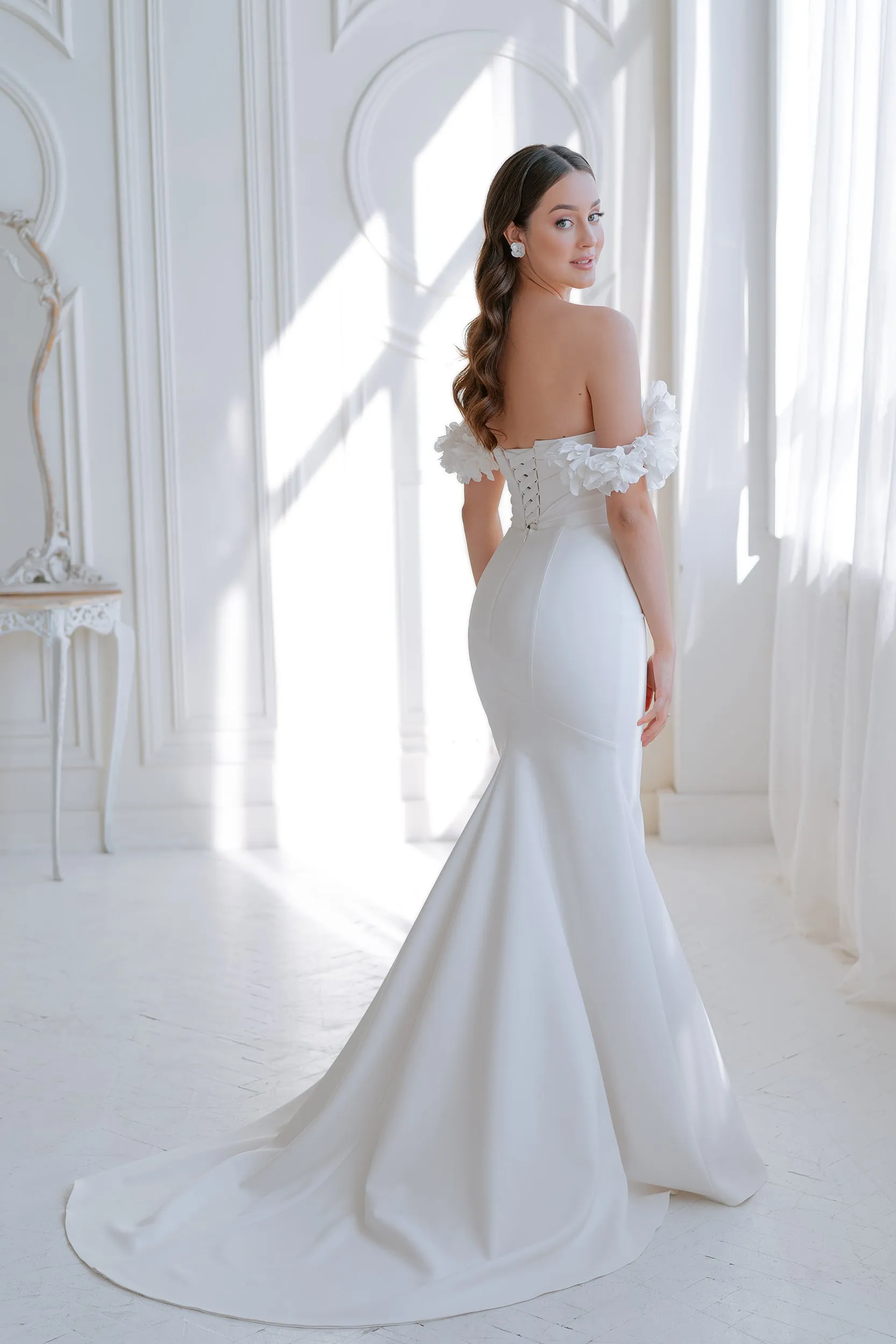 Audrey 3D Flower Sleeves Sample Sale