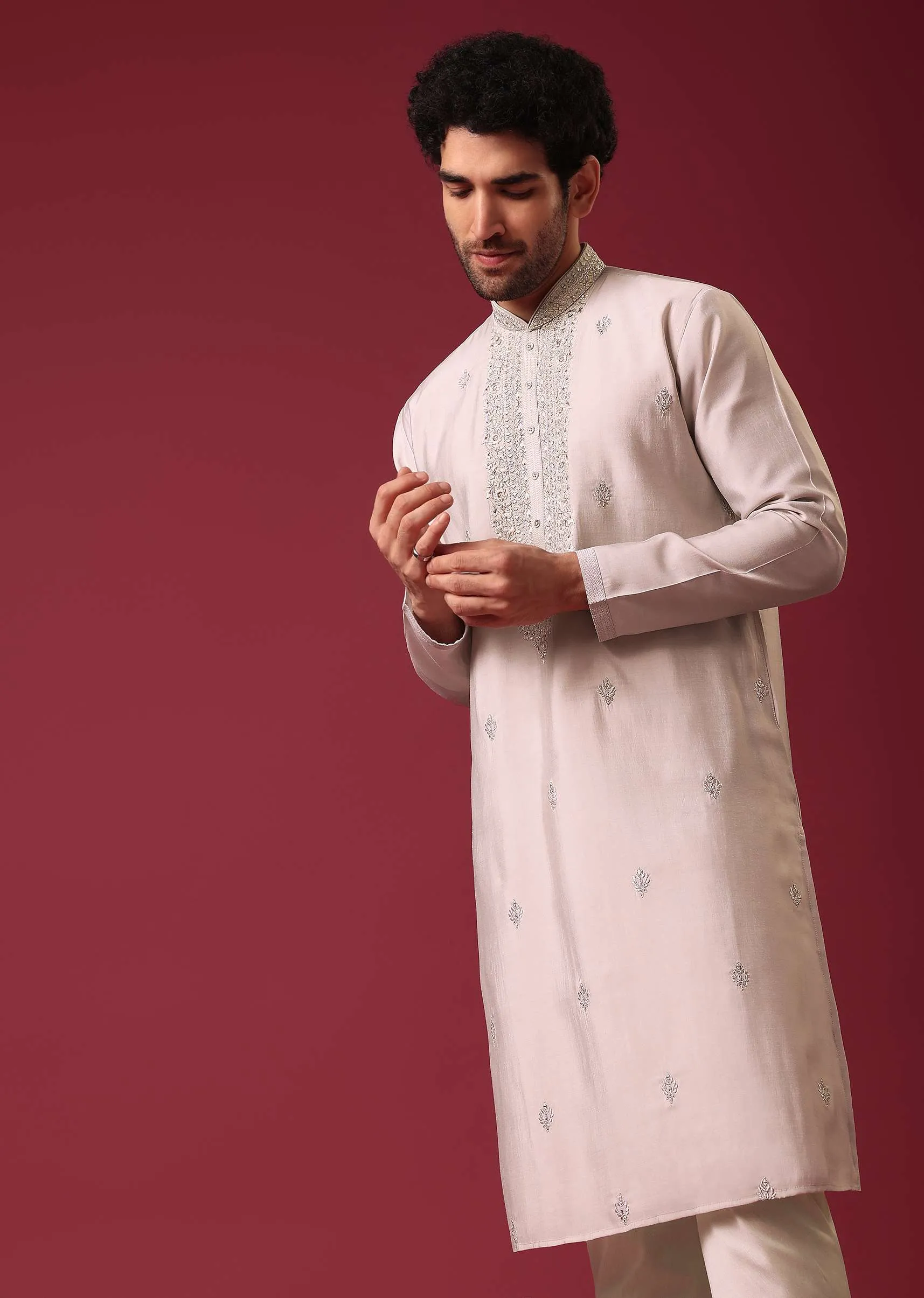 Grey Embroidered Kurta Set In Silk