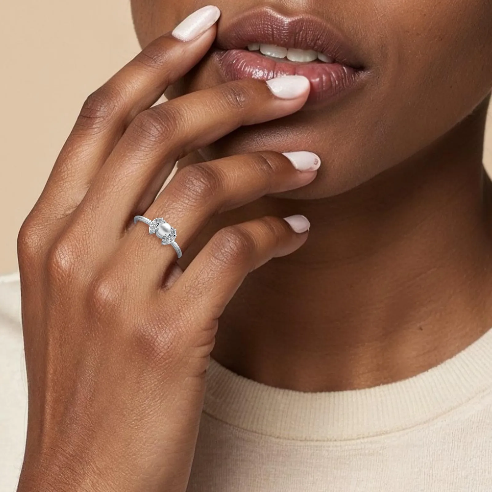 White Gold Perlina Luxe Ring