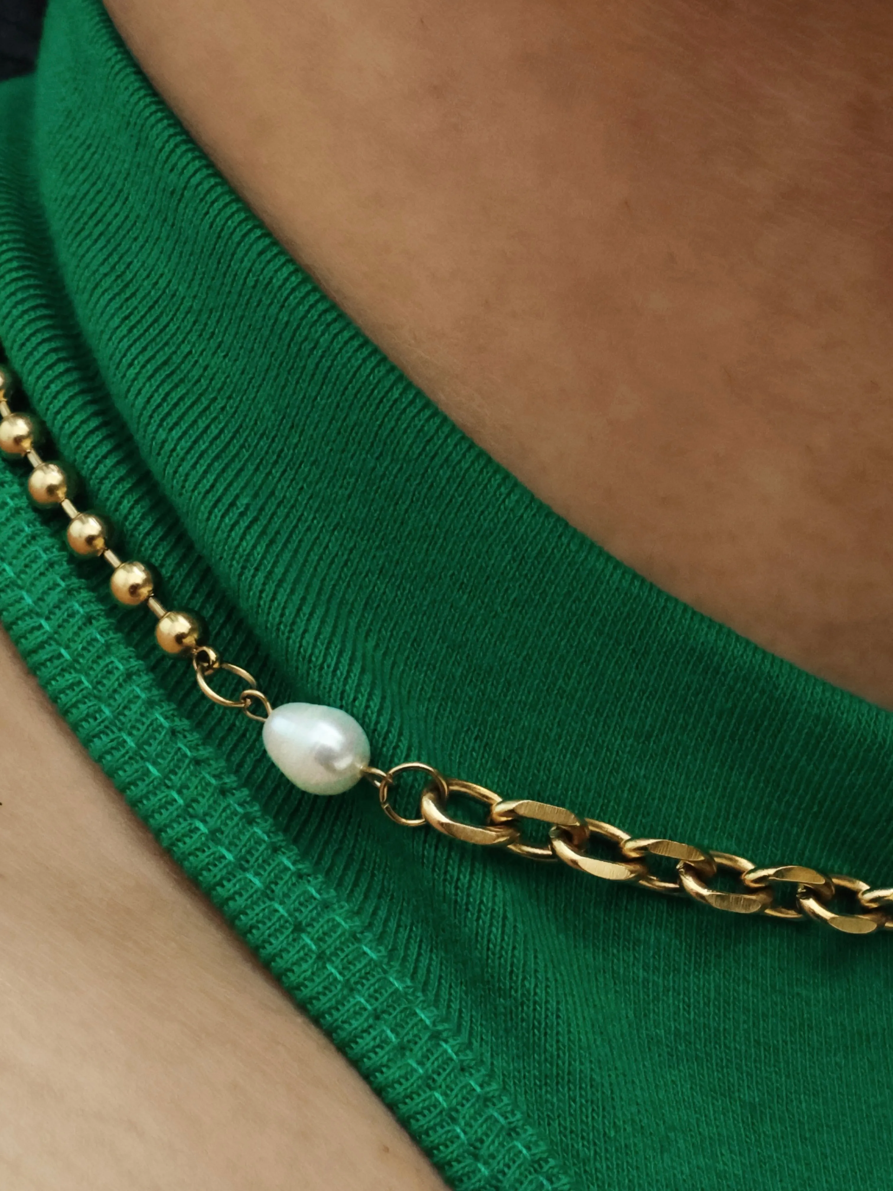 Zahra II Gold Necklace