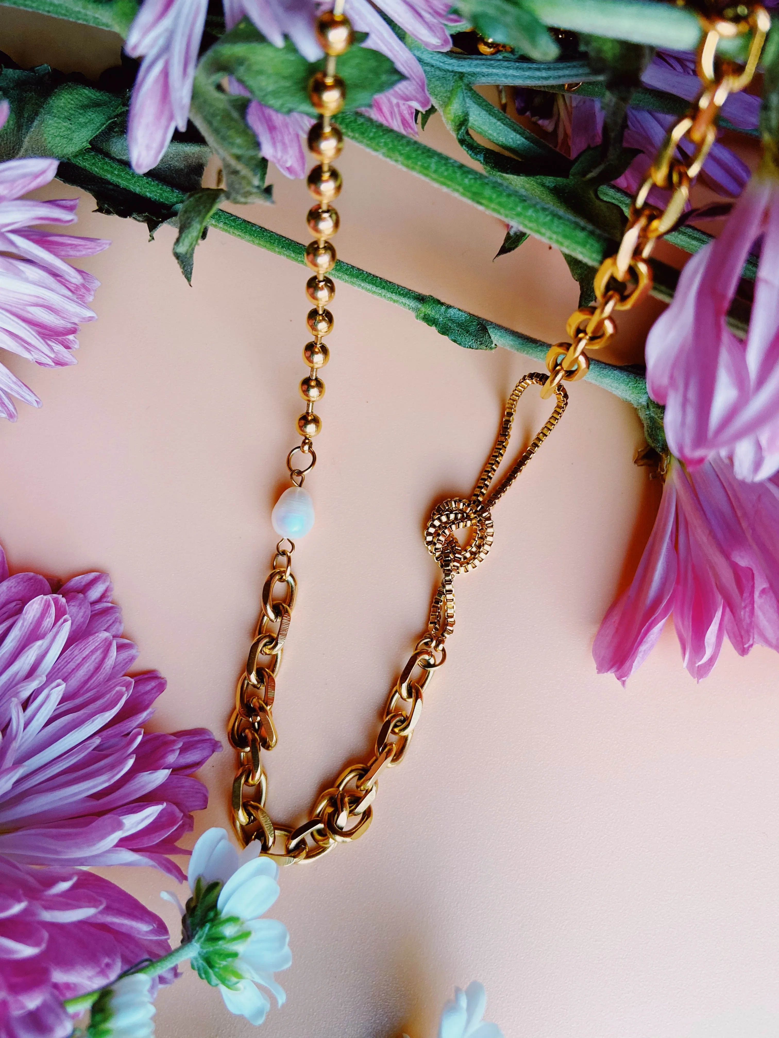 Zahra II Gold Necklace